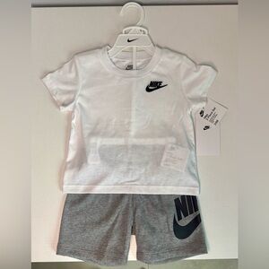 Nike Baby 2 Piece Set 24M White T-Shirt Gray Shorts Outfit New With Tags